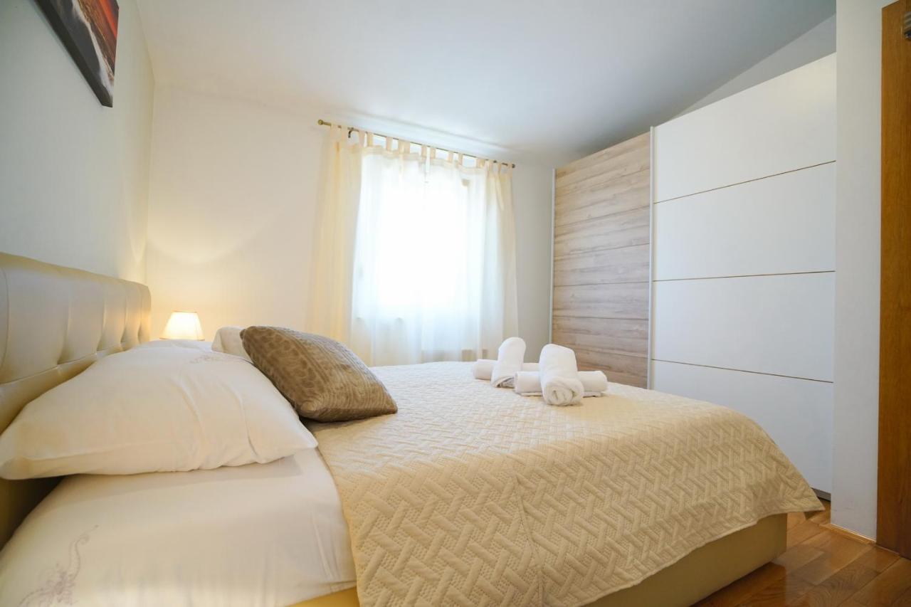 Apartment Nicol ザダル エクステリア 写真